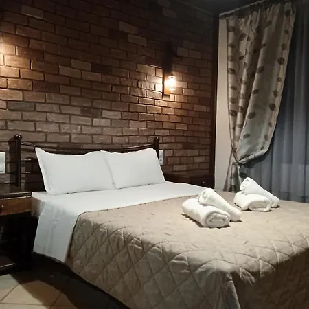 Elaias Gea -kalampaka Apartmán