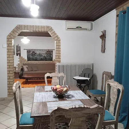 Elaias Gea -kalampaka Apartmán *