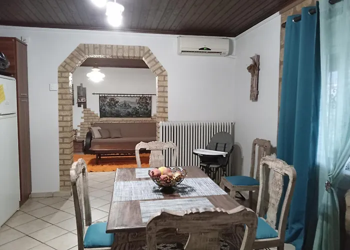 Elaias Gea -kalampaka Apartman *